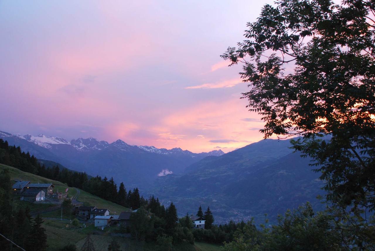 Maison Grivon Incanto E Vista Sulla Valle Villa Charvensod Dış mekan fotoğraf